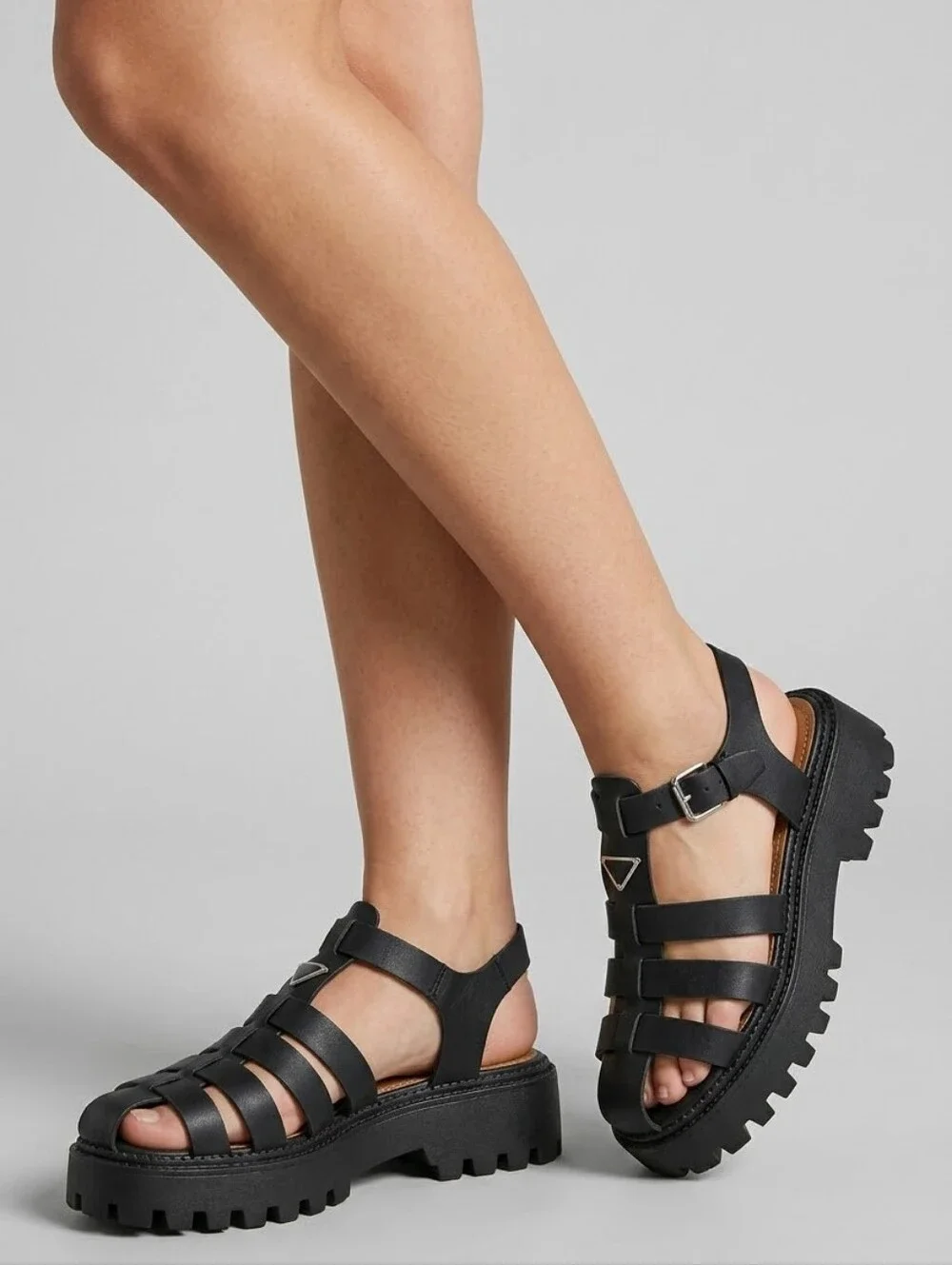 Dolce Vita Chunky Sandals Black Lug Sole Loera Size 11 Fisherman Platform Shoes